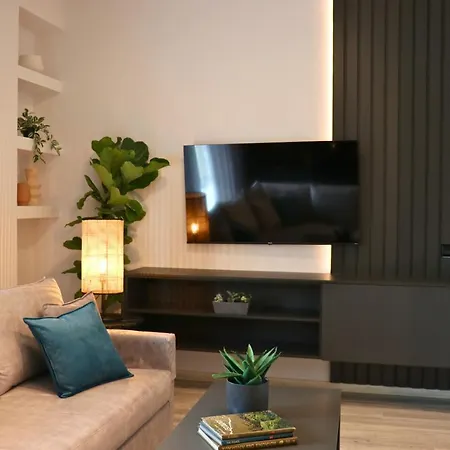 The Philosopher's House Apartment